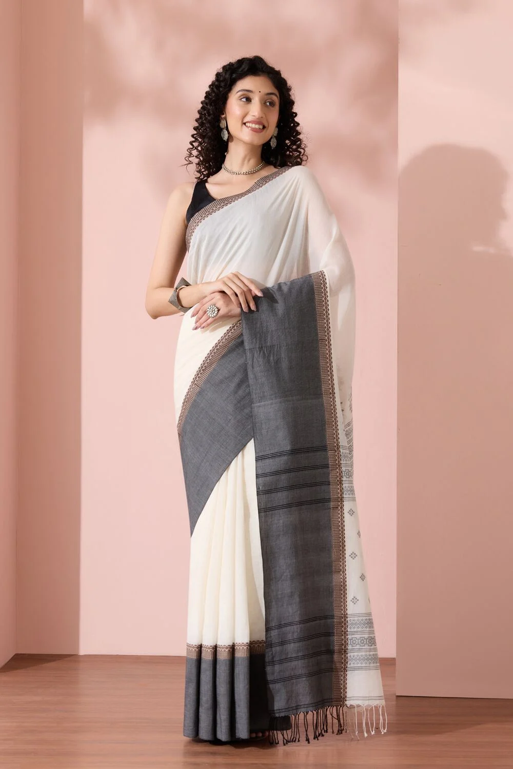 Off White Woven Pure Cotton Bengal Saree